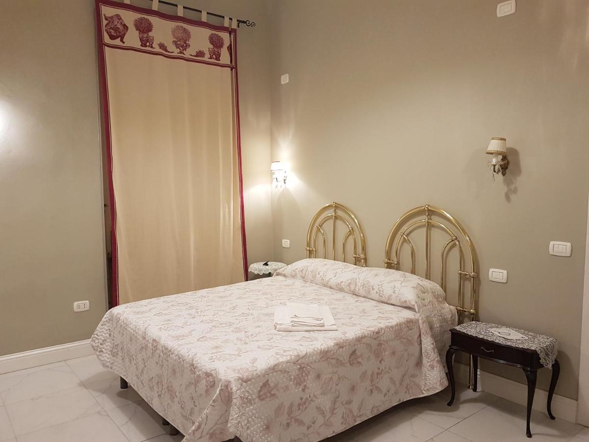 Villa Liberty Ofelia Locazioni Brevi Cagliari Exterior photo