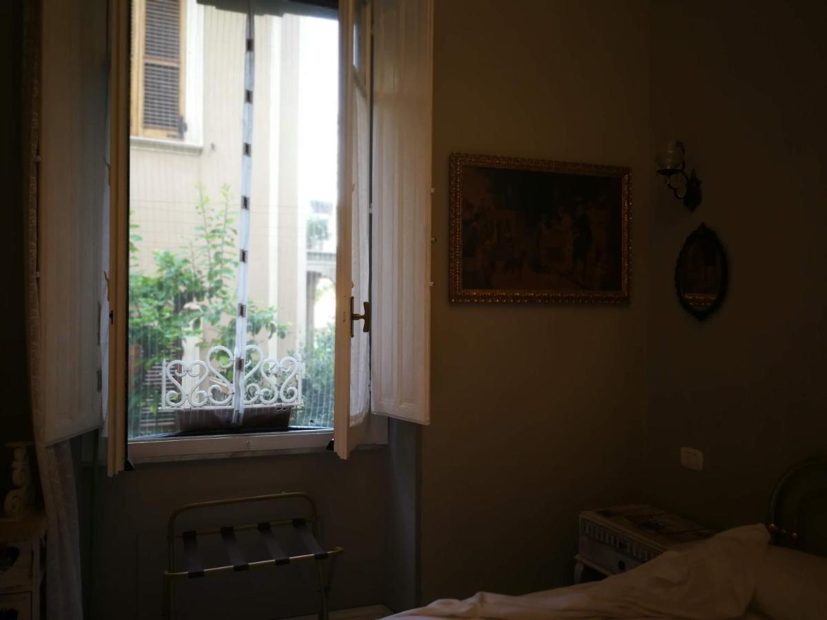 Villa Liberty Ofelia Locazioni Brevi Cagliari Exterior photo
