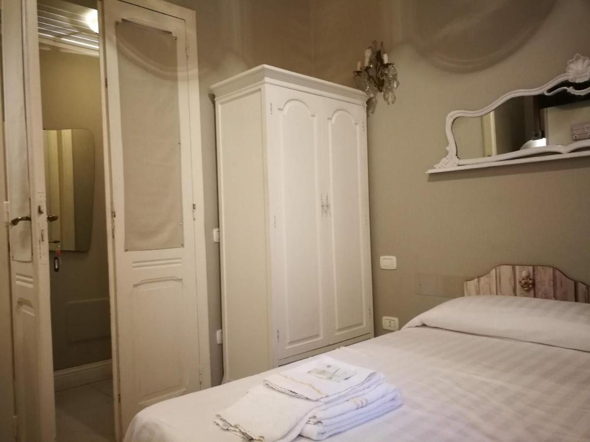 Villa Liberty Ofelia Locazioni Brevi Cagliari Exterior photo